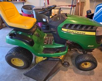 john Deere rider riding mower D125
