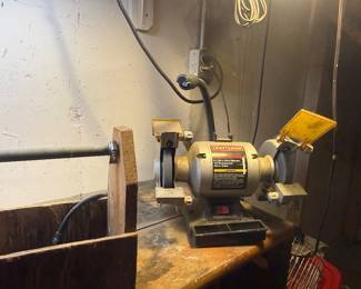 Bench grinder 6”