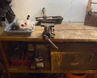 Vise paint supplies