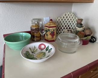 Bauer bowl, Electric table top fountain, glass cooking item