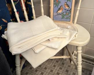 Cute little vanity bench