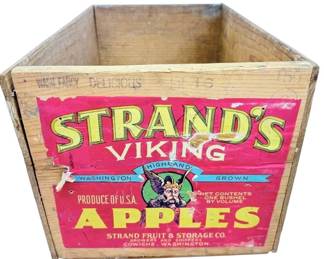 Lot 013 Vintage c.1940s Strands Viking Apple Crate A.D. Strand Fruit