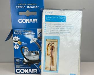 Lot 087 Conair Deluxe Compact Fabric Steamer with Canvas Garment Clo