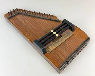 Lot 007 Antique c. 1880s Charles F Zimmermann Miniature Autoharp Mus