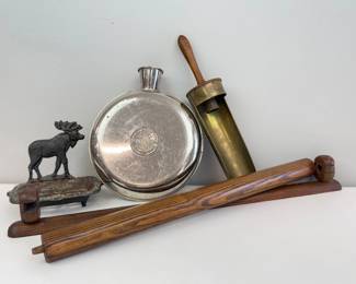 Lot 186 Wood Towel Rail, Brass Wood Candle Holder, Metal Moose Soa
