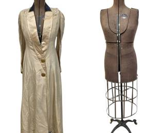 Lot 200 Mid Century Acme Adjustable Collapsible Dress Form Mannequin