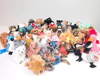 Lot 061 Lot of 49 Beanie Babies and a Fluffkins Keychain