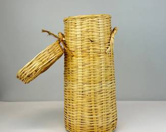 Lot 097 Handwoven Wicker Basket with Lid and Handle