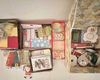 ARS151 - Miscellaneous Christmas Arts And Craft Supplies