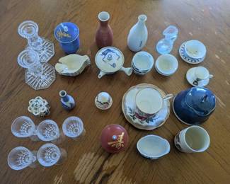 ARS024 - Vintage Japanese teaware, crystal glassware, and ceramic tableware set.
