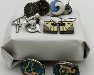 ARS118 - Collection of Various 925 Sterling Silver Jewelry