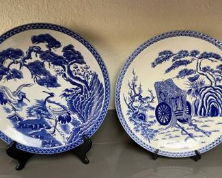 ARS270 - 2 Beautiful Blue & White Platters