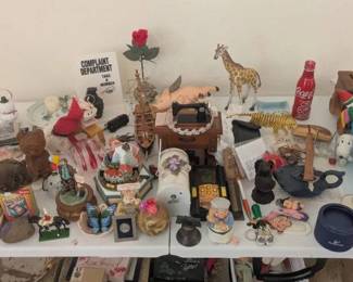 ARS166 - Huge Vintage Collectibles & Home Decor