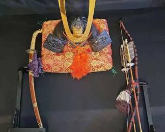 ARS106 - Vintage Decorative Japanese Miniature Samurai Helmet 