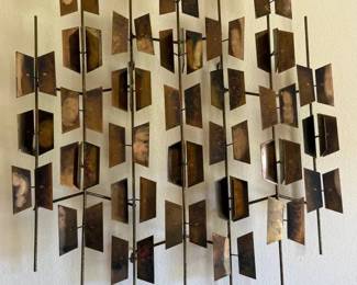 ARS013 - Metal Art Sculpture - Wall Mounted