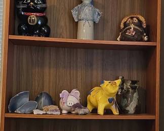 ARS078 - Collection Of Ceramic Decor and More