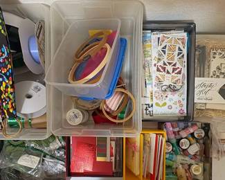 ARS153 - Assortment Of Arts And Crafts Supplies 