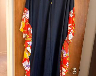 Vintage Nylon Kaftan / Muumuu Excellent condition