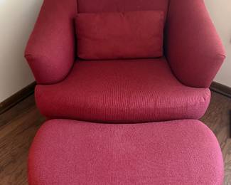 Chair with Ottoman 