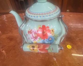 Pioneer Woman enamel 