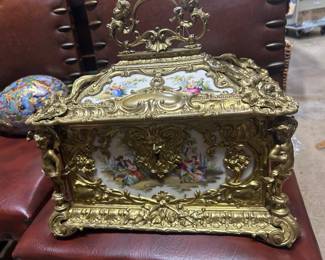 German porcelain casket, provenance Keil's Antiques