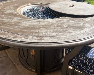 Propane gas fire pit