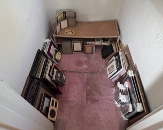 Picture and art frames