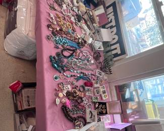 Jewelry Table