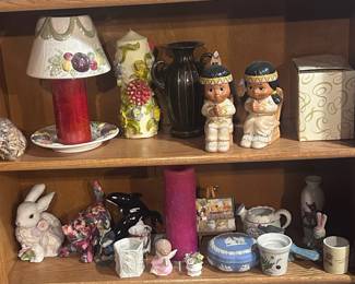 d Collection of Decor Ceramic Figurines