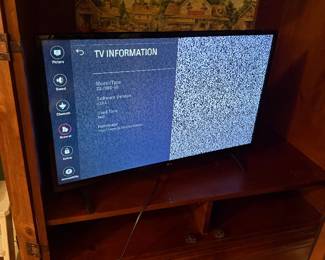 TV not smart 32"