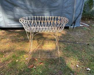 263 vintagewroughtironplanterstand
