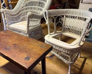 056 woodenbenchandtwowickerchairs