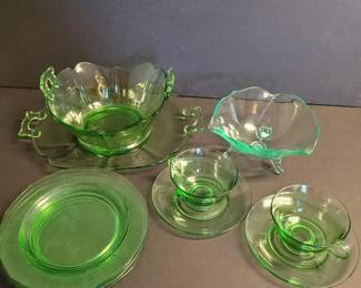 164 greenuraniumdepressionglassbowlspla