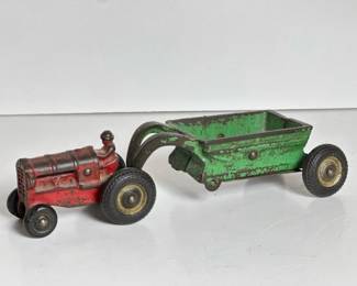 112 vintagecastirontractorwithwagonfar