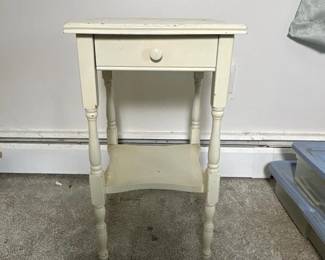 201 whitepaintedsidetablewithdrawer