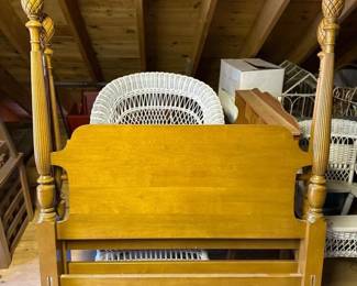 053 pineapplefinialfourposterbedframei