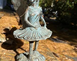198 castirongardendecorfairystatuebird