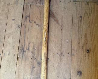 038 craftsmansledgehammerwithwoodenhand