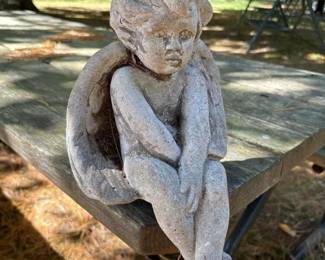 272 cementgardencherubstatue
