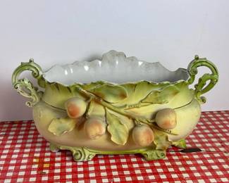 011 artnouveaustyleporcelaincenterpiece