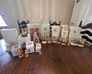 108 assortedmihummelgoebelfigurineswit