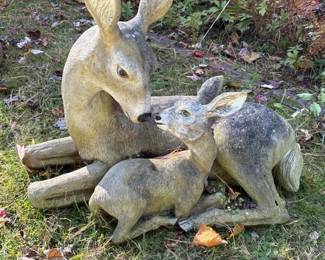 280 resindeerandfawnoutdoorgardenstatu