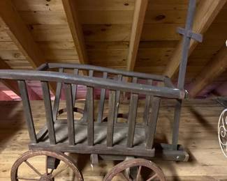 071 antiquewoodenspokewheelwagoncart