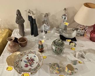 figurines