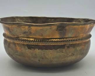 Vintage MidCentury Hand Hammered Brass Bowl with Scalloped Rim  Made in India