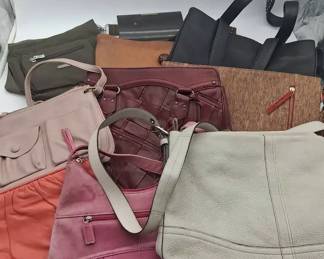 Assorted Womens Handbags and Purses  10pc