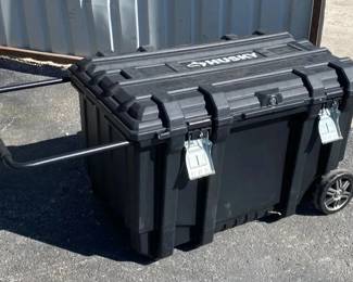 Husky Large Rolling Box with Pull Out Handle