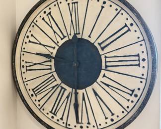 Big Farmhouse Metal Clock (works great)