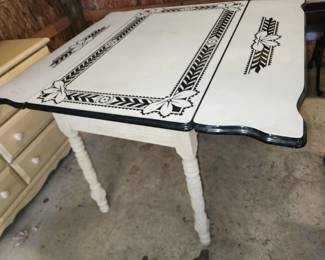 Porcelain table