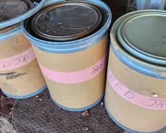 Round storage barrels canisters